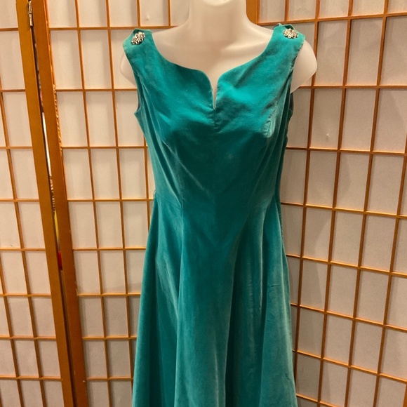 Exquisite 1950’s Aqua Velvet midi flare party dress - Picture 14 of 16